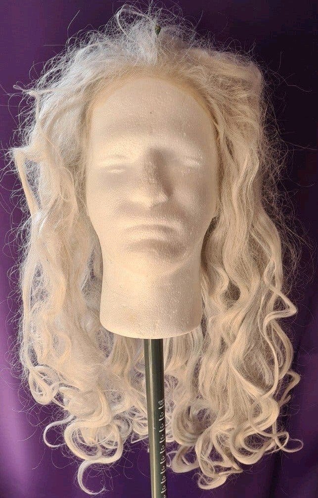 Grijze Lace Front Pruik - Heksen Kostuum (60cm), Ophalen of Verzenden, Gebruikt, Accessoires