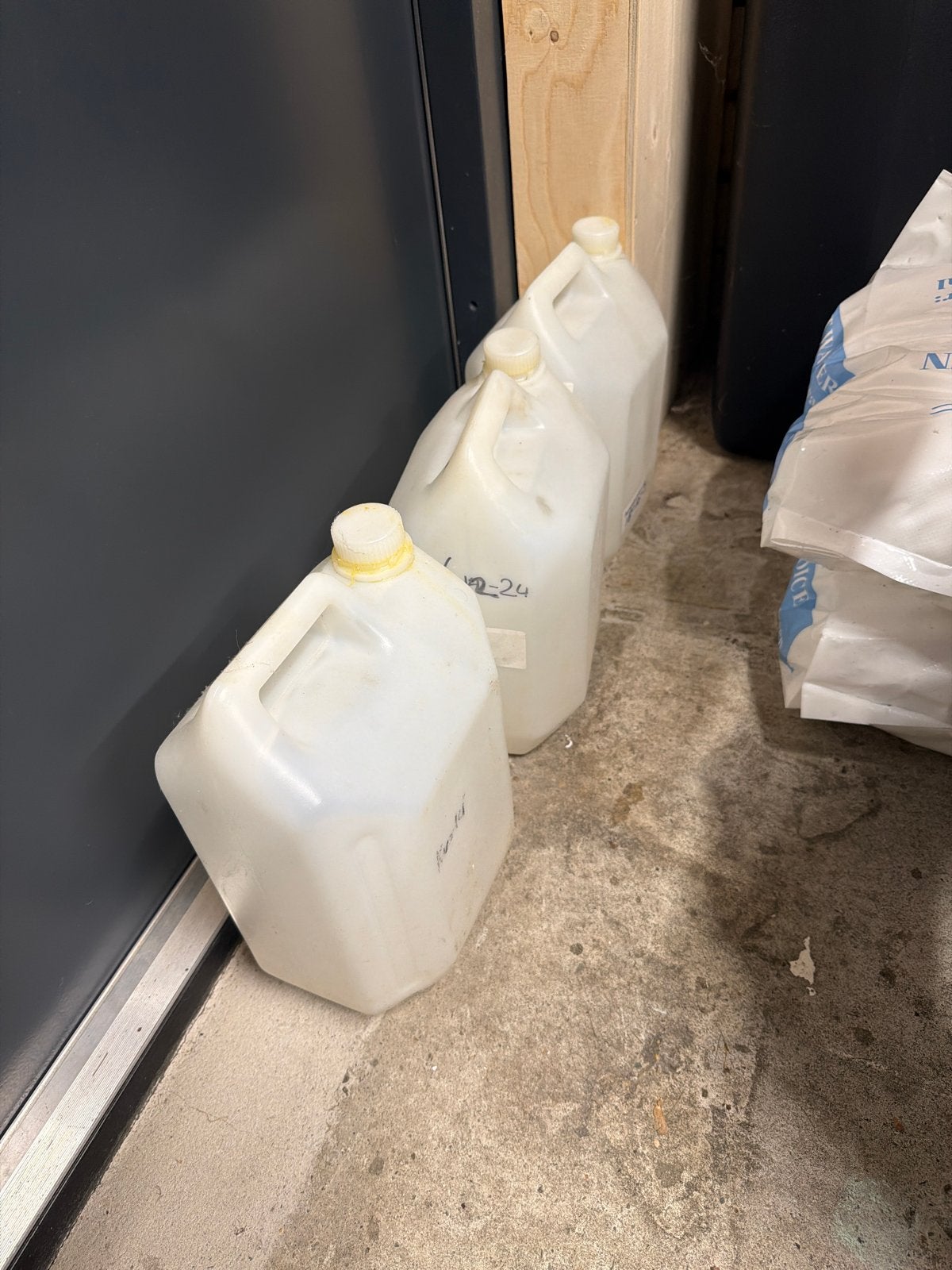 3 Jerry cans, 10l / 10 liter, Ophalen of Verzenden, Gebruikt