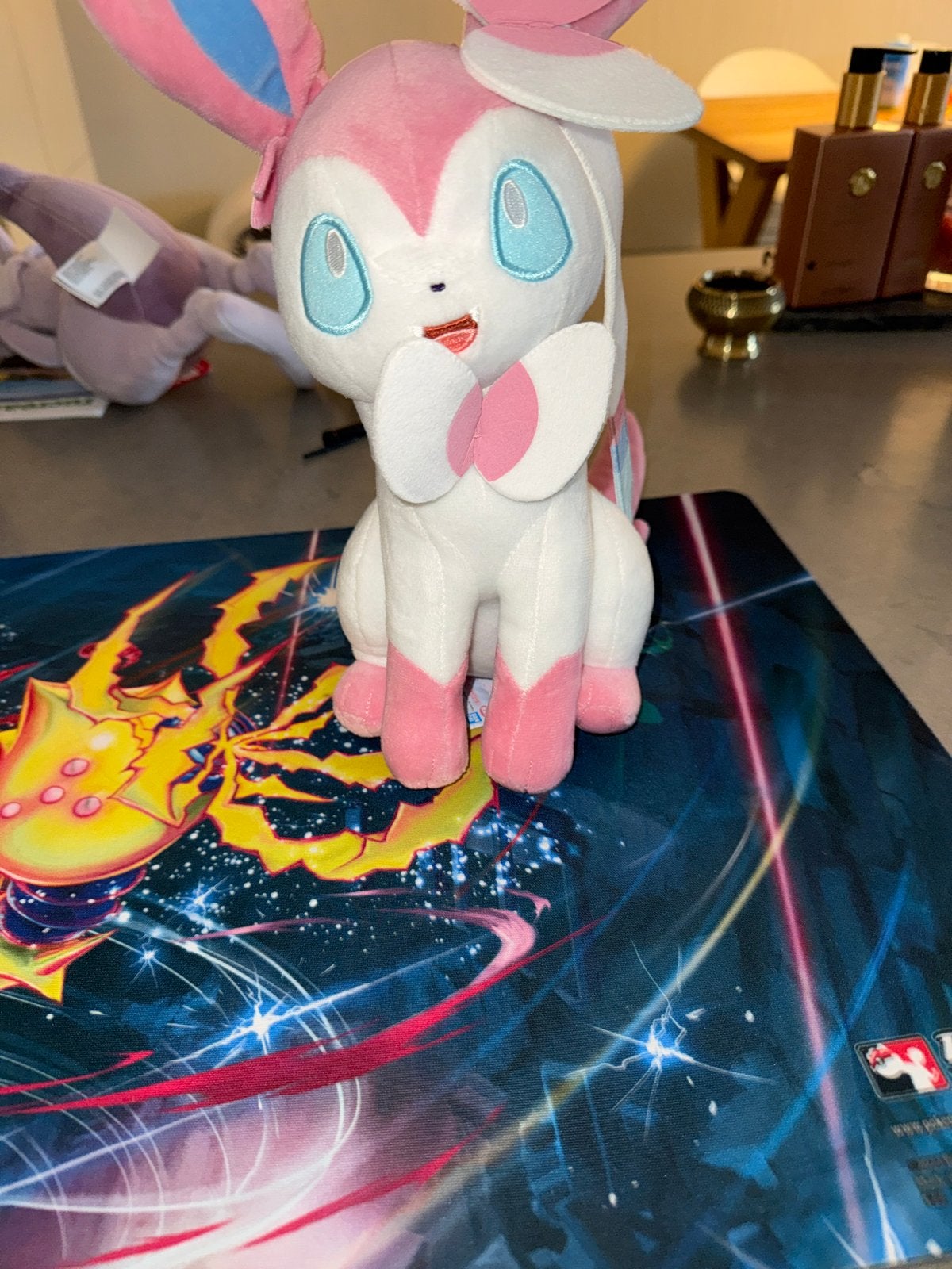 Leuke Pokémon knuffel Sylveon - Zo goed als nieuw, Ophalen of Verzenden, Roze, Met label, Zo goed als nieuw