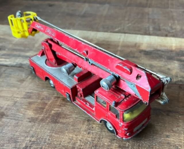 Corgi major toys 1127 simon snorkel fire, Ophalen of Verzenden, Gebruikt, Bus of Vrachtwagen, Corgi