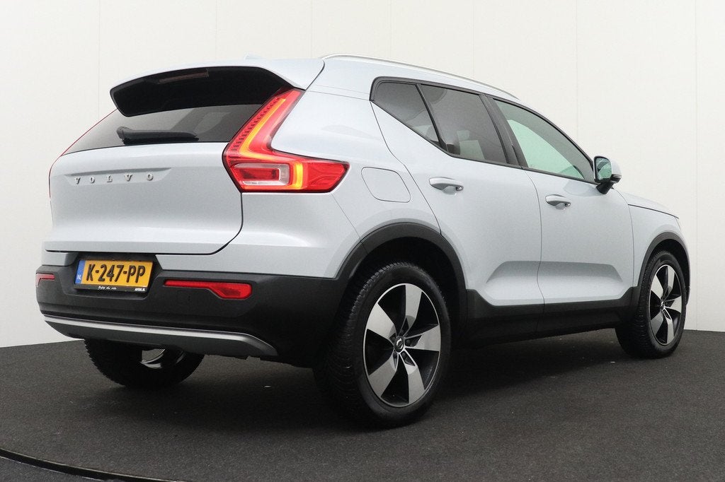 Volvo XC40 130 PK Business Plus Carplay Camera Dodehoek 19', Auto's, Volvo, Voorwielaandrijving, Stof, Gebruikt, Origineel Nederlands