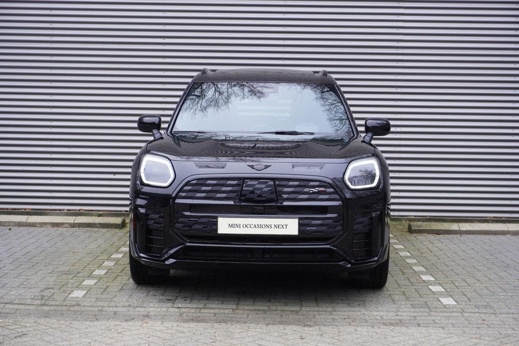 MINI Countryman SE John Cooper Works Uitvoering | Pakket XL, Automaat, 467 km, Zwart, Countryman