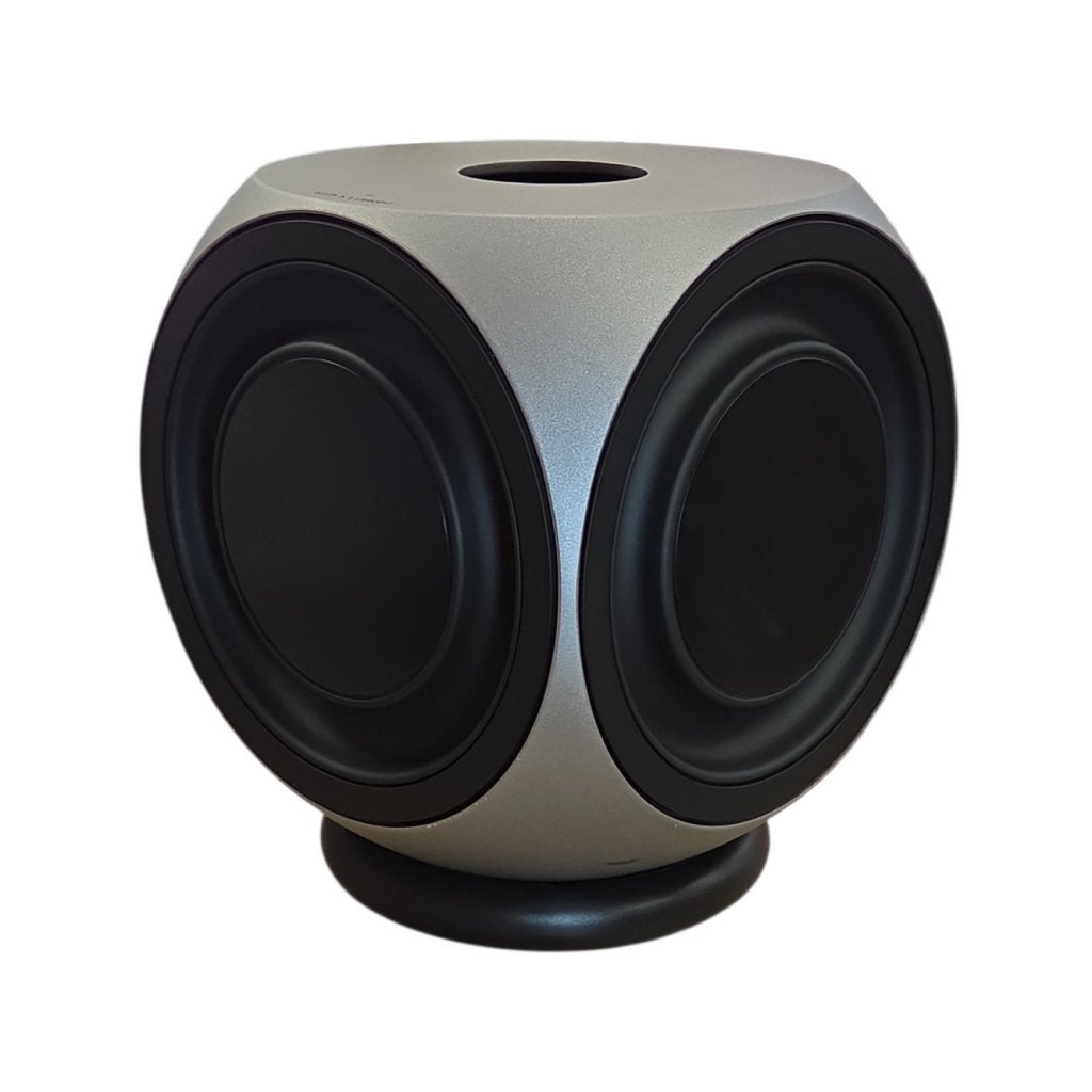 Bang & Olufsen Beolab 2 Subwoofer | Lichte Gebruikerssporen, Bang en Olufson, Zo goed als nieuw, Support@bangenolufson.com, Bang & Olufsen Group
Peter Bangs Vej 15
7600 Struer
Denmark