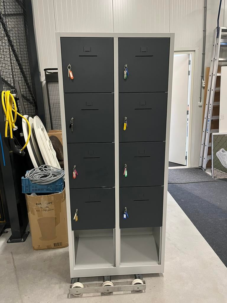 Locker met 8 vakken/ kastjes, festival, vast personeel, Ophalen, Gebruikt, Locker kast Party Festival of andere evenementen, Bekijk ook mijn andere advertenties