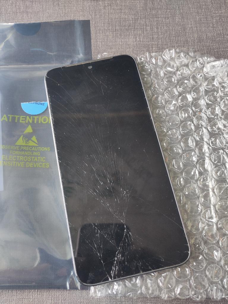 Fairphone 4 *Scherm* (functioneel, maar met breuken), Telecommunicatie, Mobiele telefoons | Overige merken, Gebruikt, Ophalen of Verzenden