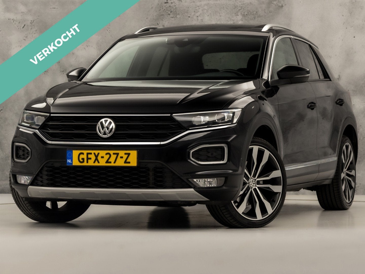 Volkswagen T-Roc 2.0 TSI 4Motion Sport 191Pk Automaat (PANOR, Auto's, Volkswagen, Automaat, 12 maanden, Gebruikt, Zwart