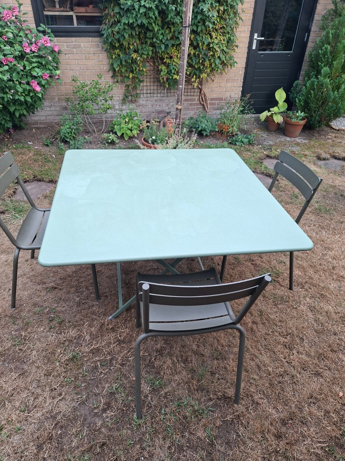 Fermob tuinset: tafel cactus groen en 3 stoelen, Tuin en Terras, Tuinsets en Loungesets, Ophalen, Gebruikt, Aluminium