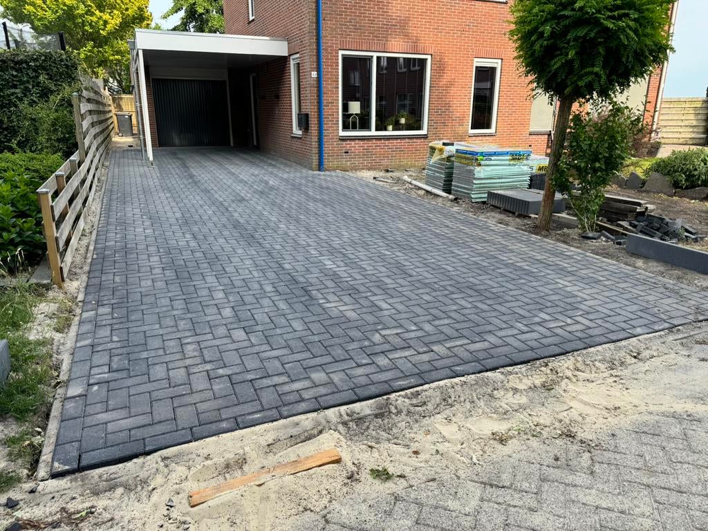 Stratenmaker / Grondverzet, Tuin en Terras, Ophalen of Verzenden