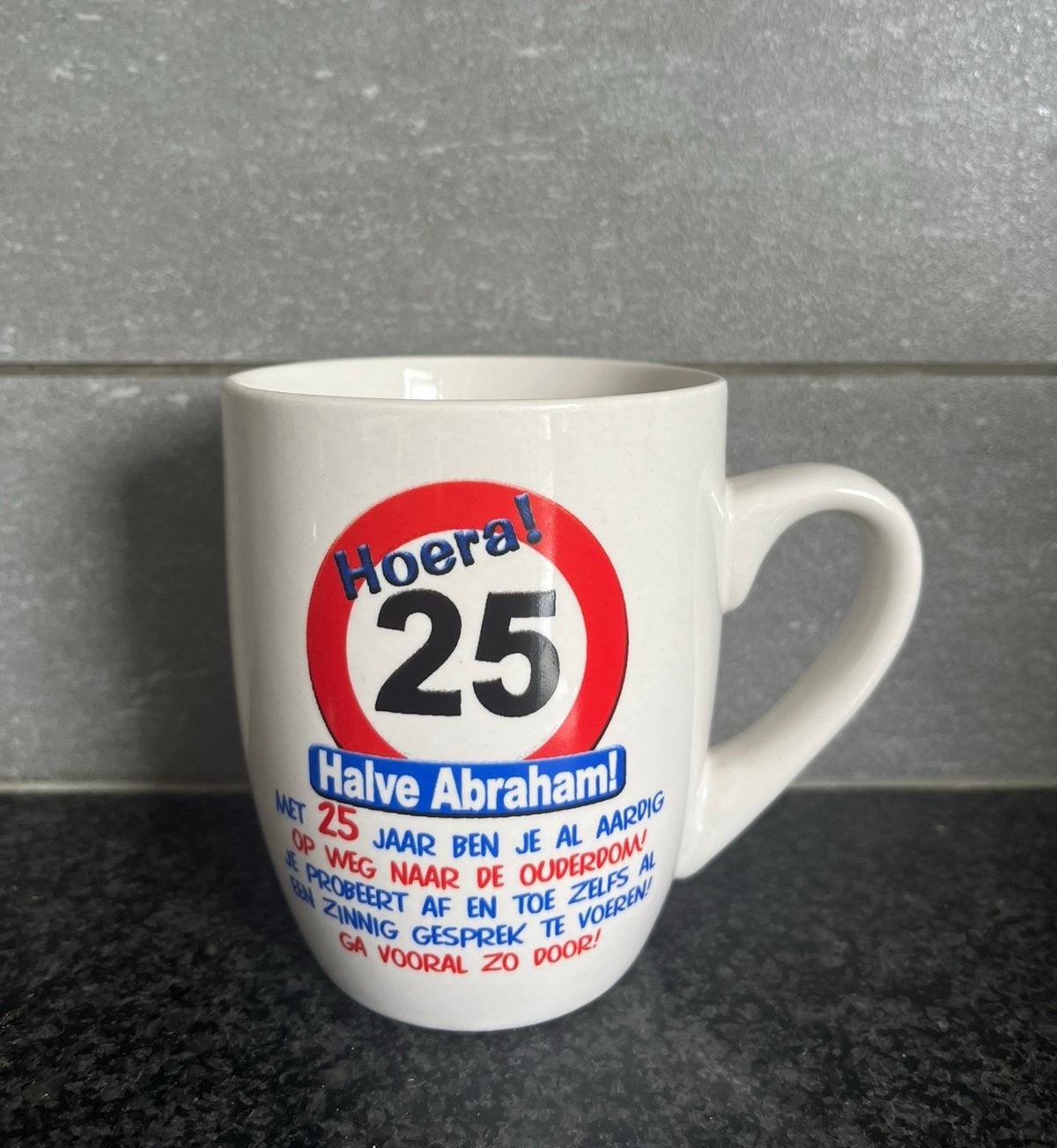 NIEUW - Hoera 25 jaar! mok, Ophalen of Verzenden, Nieuw, Feestartikel, Verjaardag