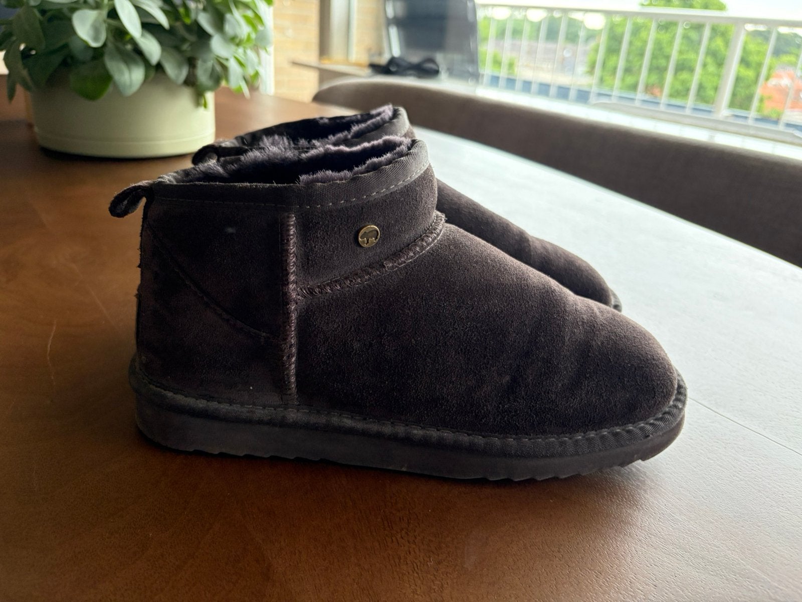 Warmbat Durack Suède Choco - Maat 39, Bruin, Lage of Enkellaarzen, Ophalen of Verzenden, Gedragen