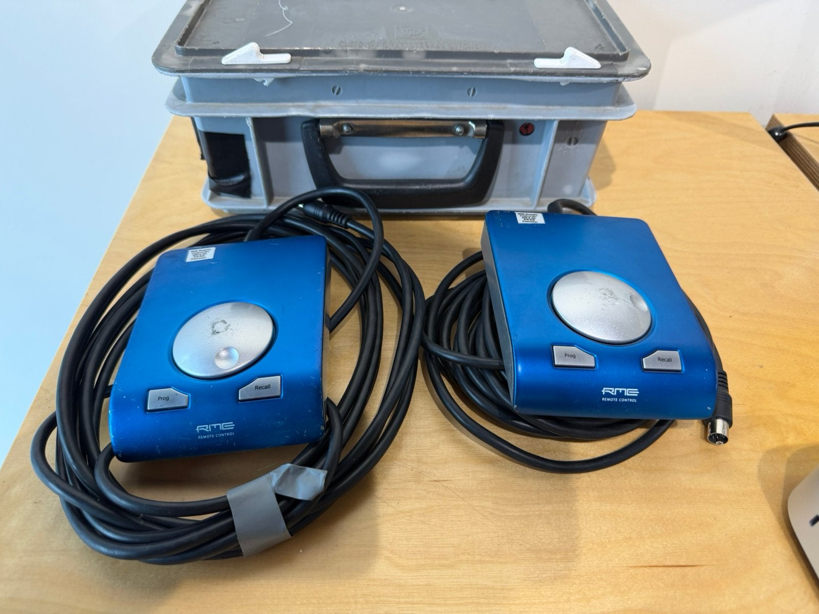 RMC RME RCQS Remote Controller RME Audio  2x, Ophalen of Verzenden, Zo goed als nieuw, Licht
