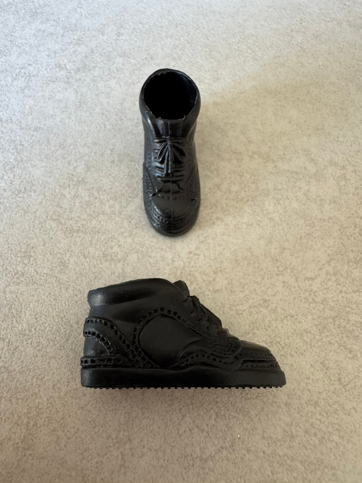 Ken mattel jaren 90 zwarte hoge sneakers, Ophalen of Verzenden, Gebruikt, Accessoires