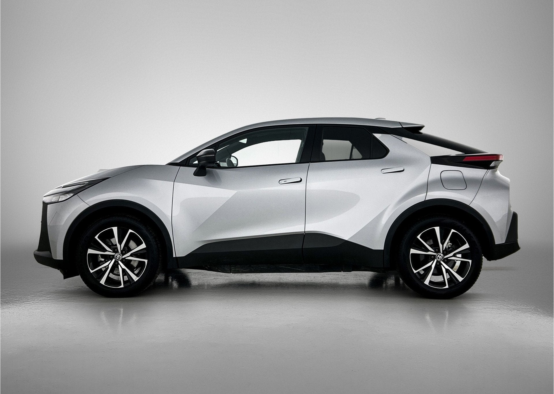 Toyota C-HR 2.0 Plug-in Hybrid 220 Dynamic | Navigatie | Cru, Auto's, 12 maanden, Stof, 4 cilinders, Plug-in hybride