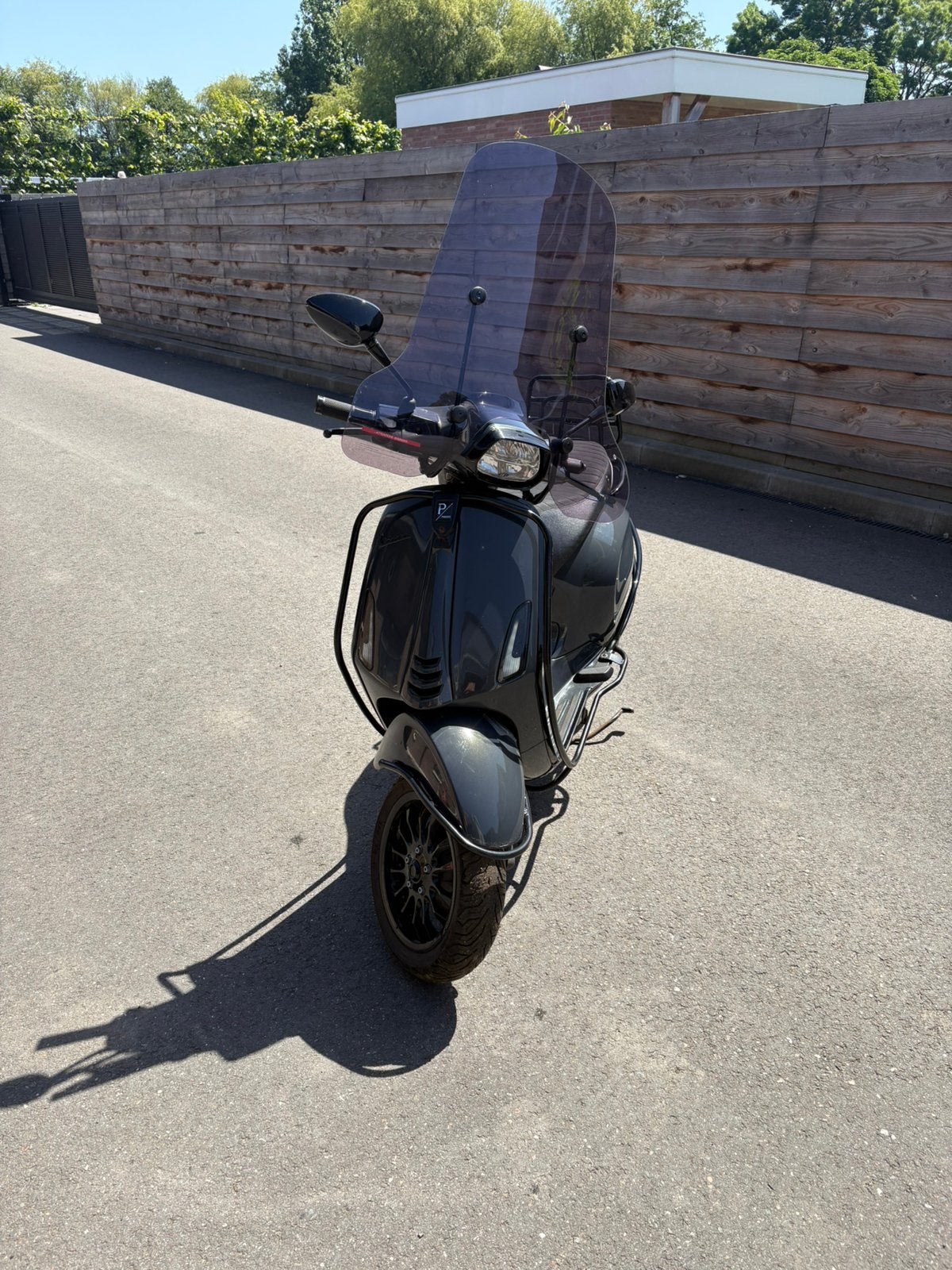 Vespa sprint, Ophalen, Zo goed als nieuw, Benzine, Vespa