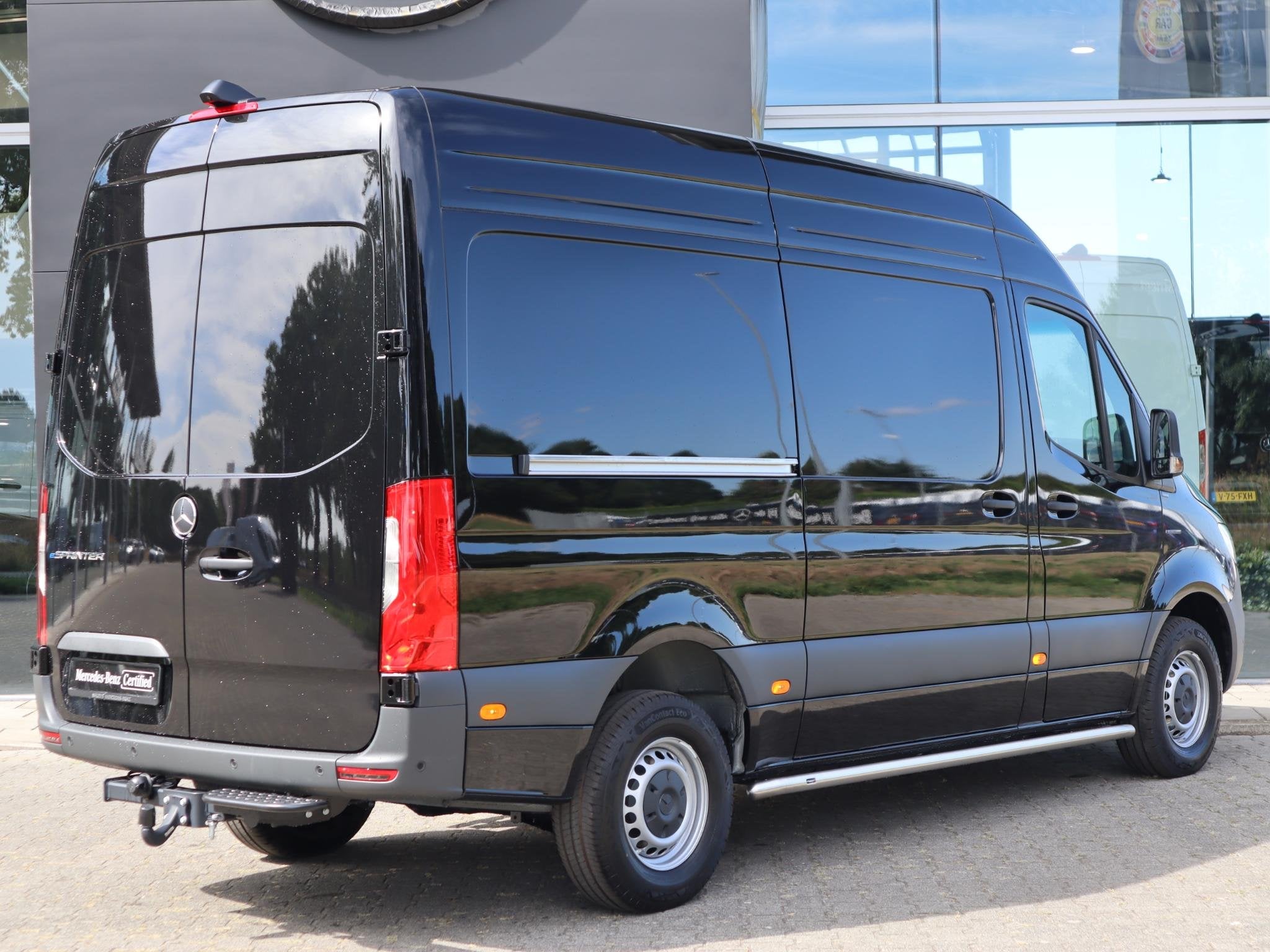 Mercedes-Benz eSprinter 320 L2 SELECT 81kWh 313km WLTP, Auto's, Automaat, 81 kWh, 2000 kg, Stoelverwarming