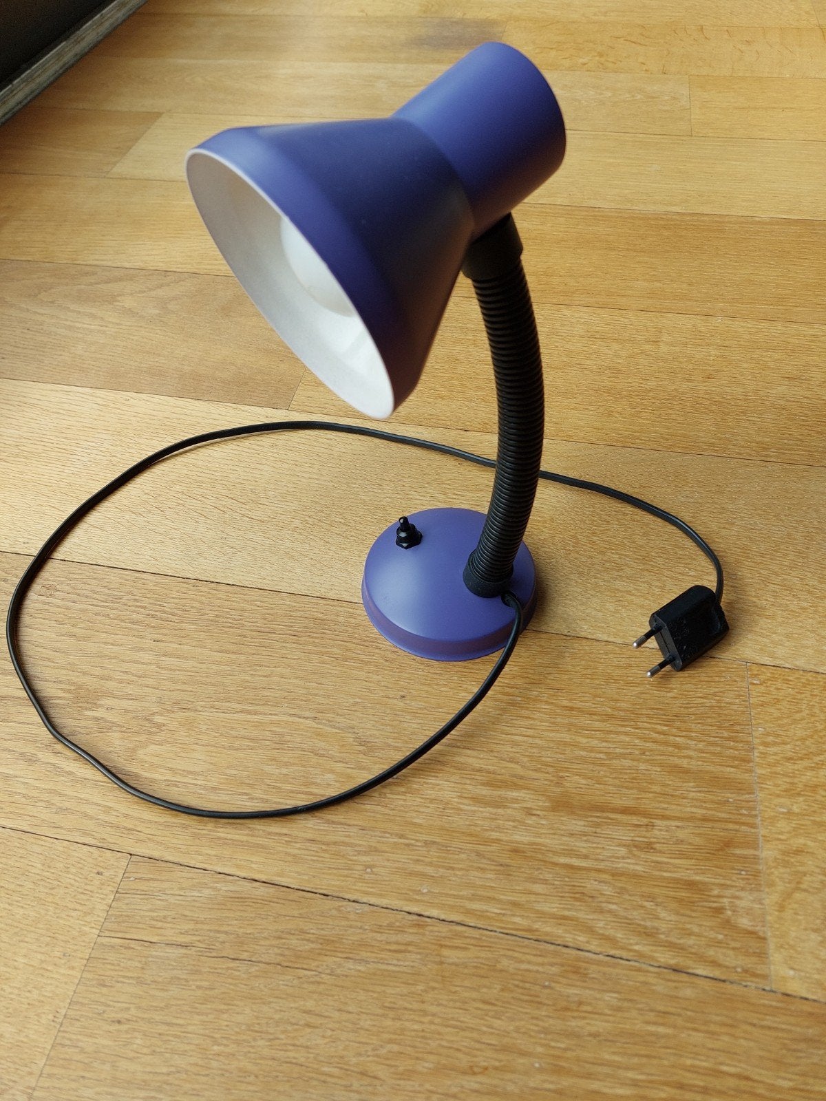 Paarse bureaulamp met flexibele arm, Bureaulamp, Gebruikt, Paars, E14 (klein)