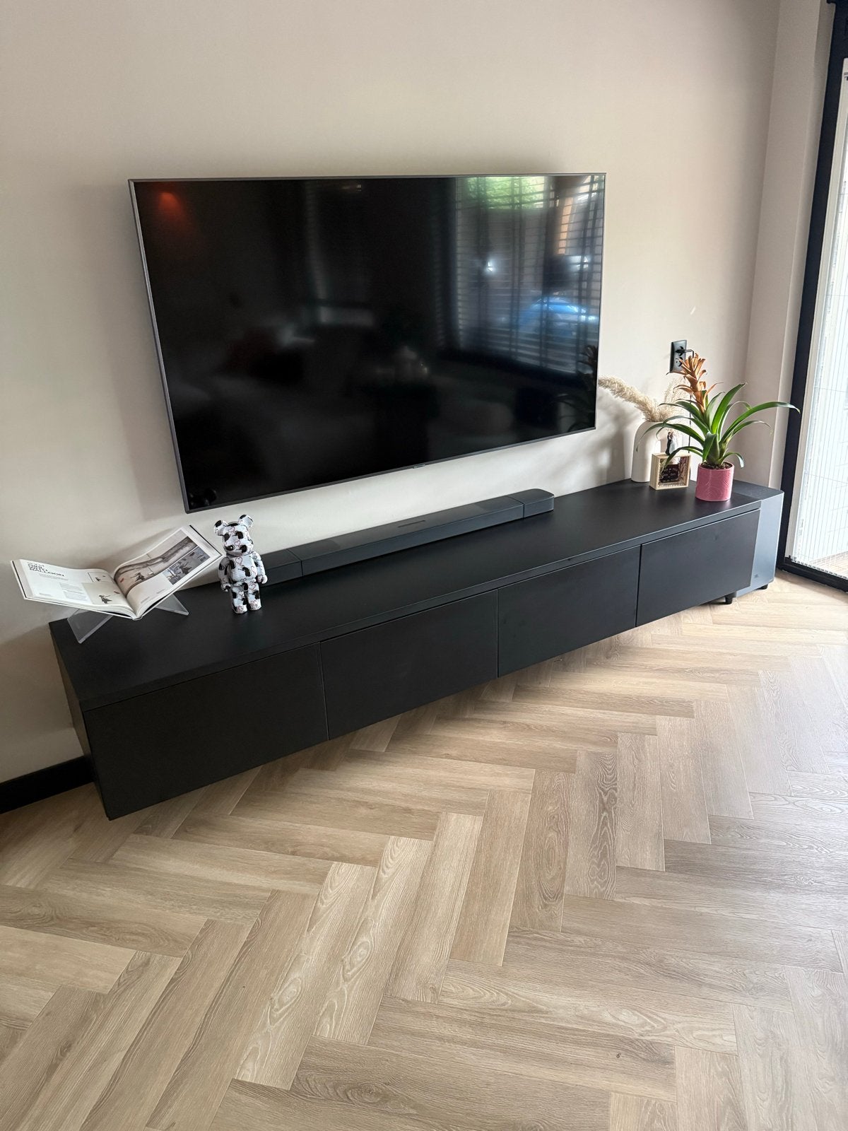 Zwevend TV Meubel Mat Zwart Fineer 240cm HO19 - Zen Lifestyl, Ophalen, Overige materialen, Gebruikt, 200 cm of meer