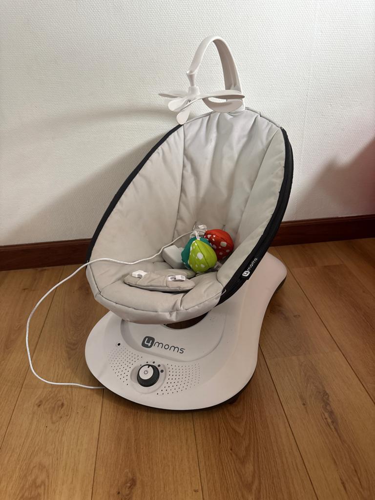 4moms MamaRoo 4.0 Wipstoel - Zo goed als nieuw, Wipstoel, Ophalen, Overige merken, Met gordel(s) of riempje(s)