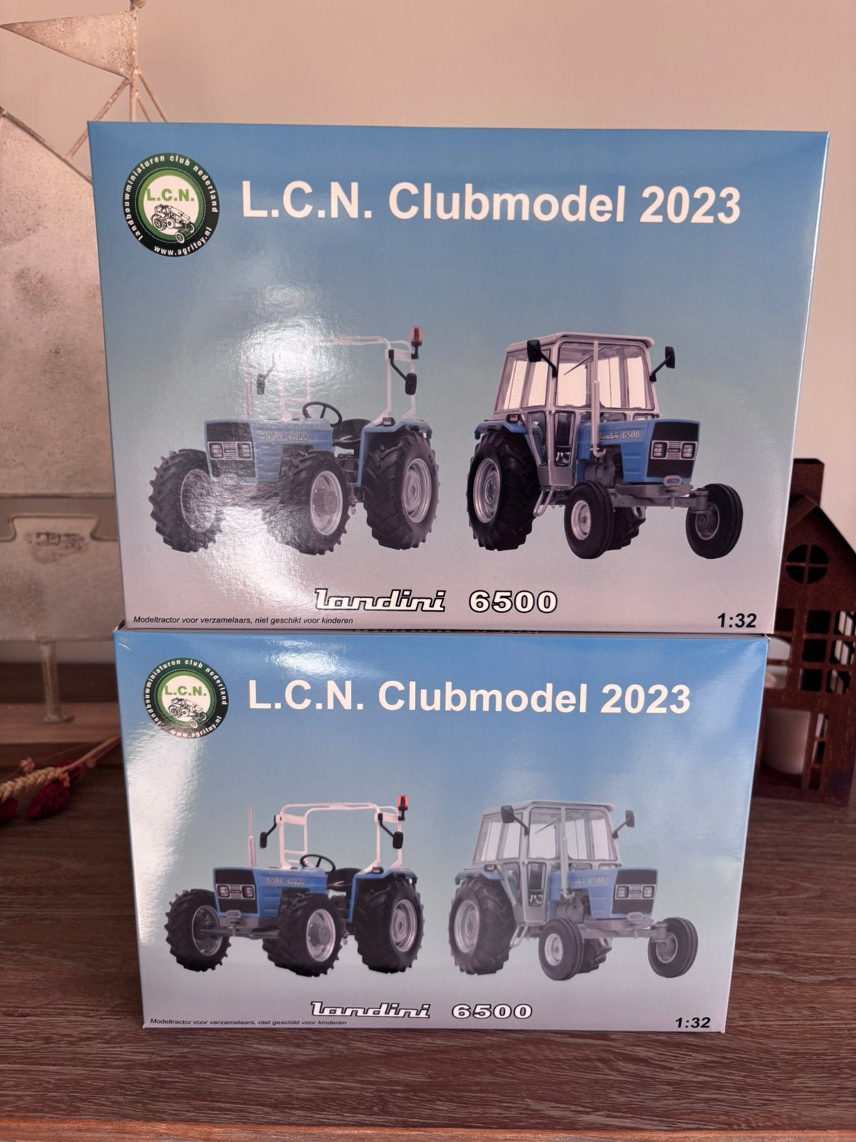 LCN clubmodellen 2023, Hobby en Vrije tijd, Modelauto's | 1:32, Ophalen of Verzenden, Nieuw, Tractor of Landbouw, Overige merken