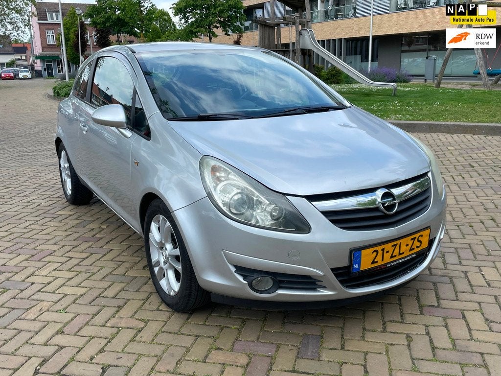 Opel Corsa 1.4-16V Sport, 3drs, Climate control, Eletr ramen, Voorwielaandrijving, Stof, Gebruikt, Zwart