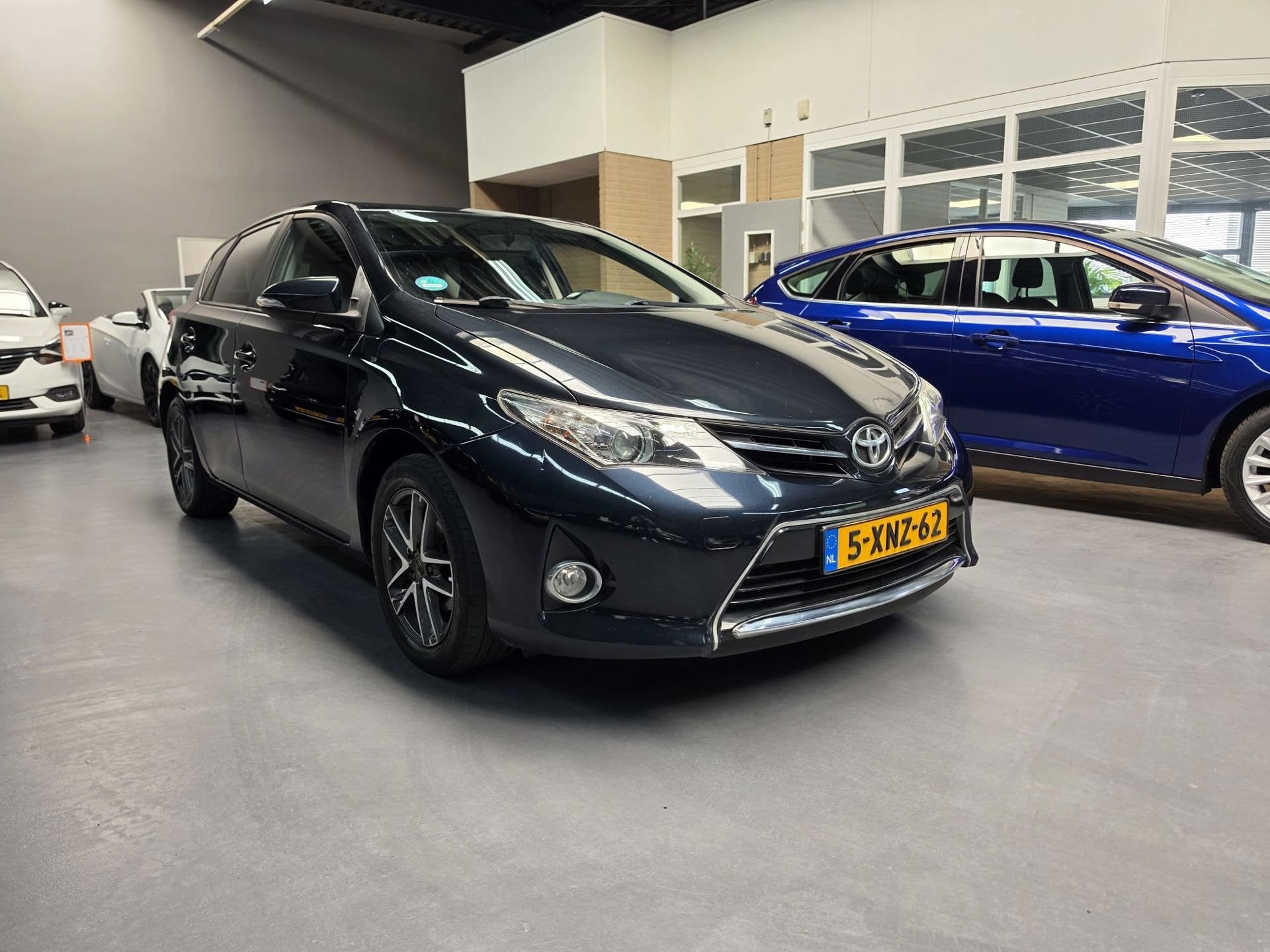 Toyota Auris 1.6 Trend Top 5 editie CAMERA CRUISE NAP NL AUT, Auto's, Voorwielaandrijving, Euro 5, 450 kg, Gebruikt