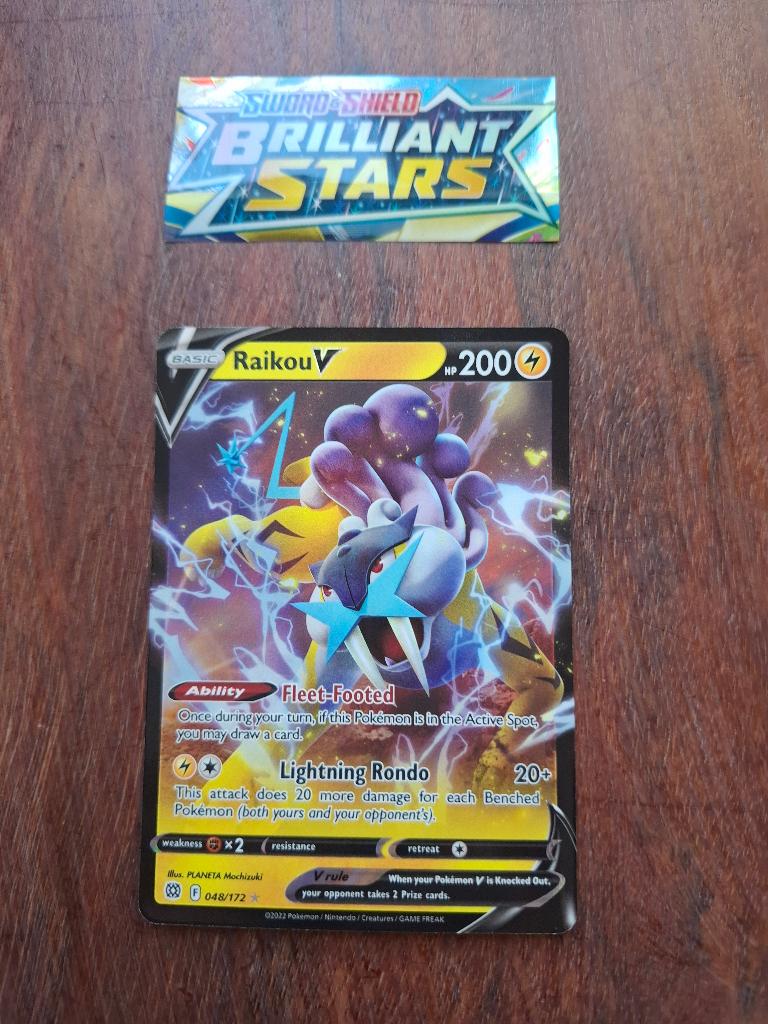 Pokemon – Raikou V (BRS 048/172) – Brilliant Stars, Hobby en Vrije tijd, Verzamelkaartspellen | Pokémon, Ophalen of Verzenden