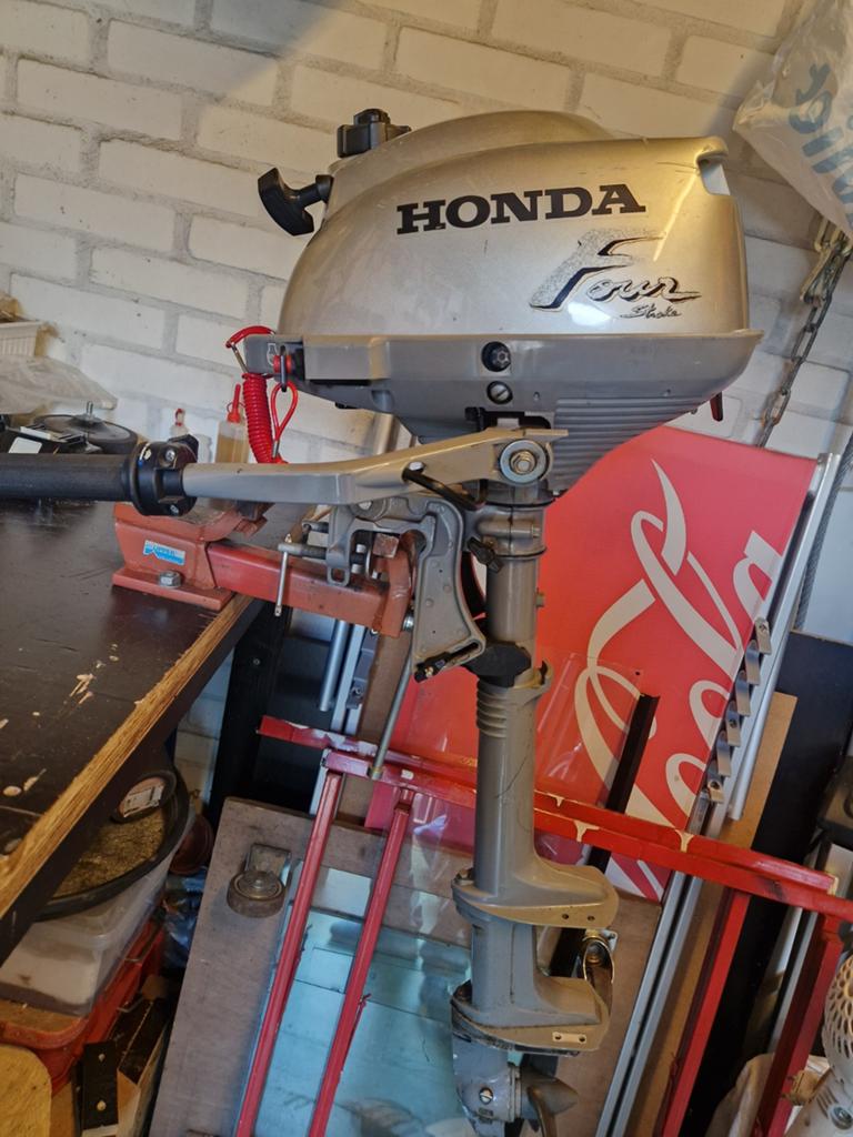 Honda 2,3 PK viertakt Buitenboordmotor, Watersport en Boten, Gebruikt, Minder dan 5 pk, Viertaktmotor, Ophalen of Verzenden
