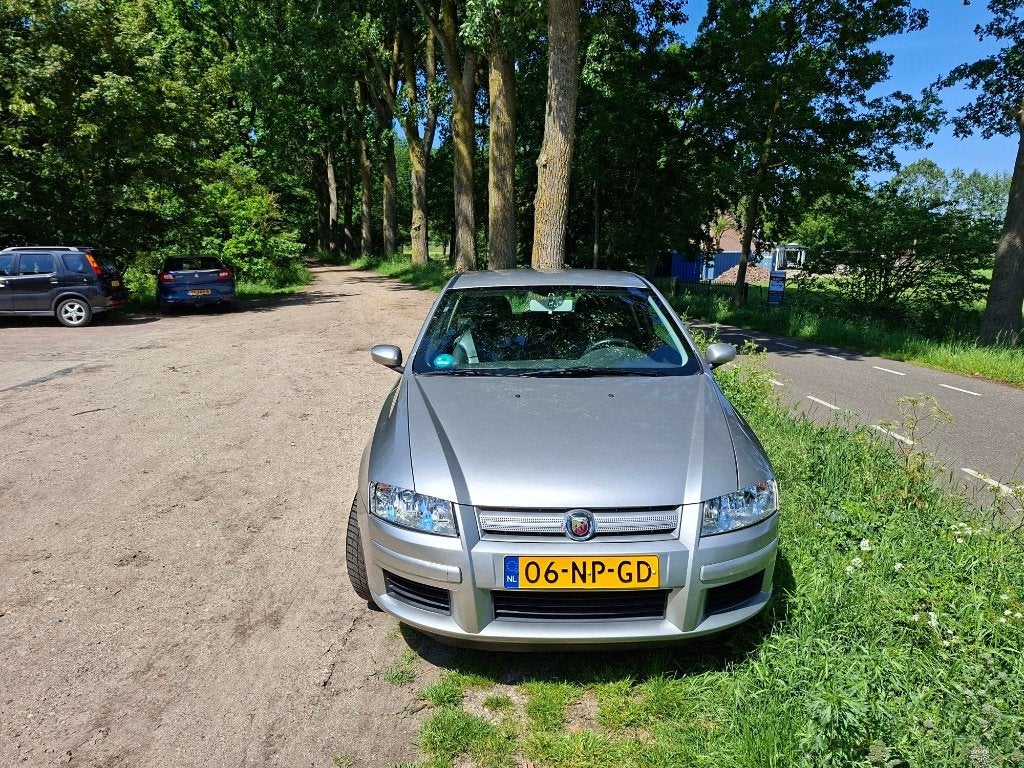 Fiat Stilo Abarth 2.4 2004 Handbak | APK 2027 + Taxatie, Voorwielaandrijving, Zwart, Stilo, 170 pk