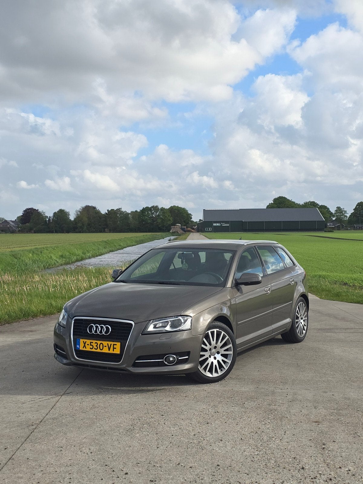 Audi A3 1.4 Tfsi 92KW Sportback 2011 Grijs /Nwe APK!, Auto's, Audi, Particulier, A3, ABS, Airbags, Airconditioning, Alarm, Automatische klimaatregeling
