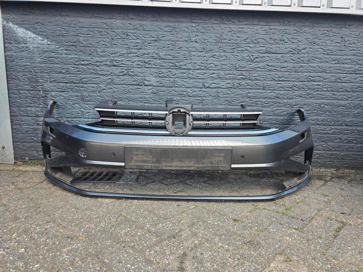 Voorbumper 6x pdc kls VW Golf Sportsvan facelift bj 2017+, Gebruikt, Wolfsburg, Ophalen of Verzenden, Sidali047@hotmail.com