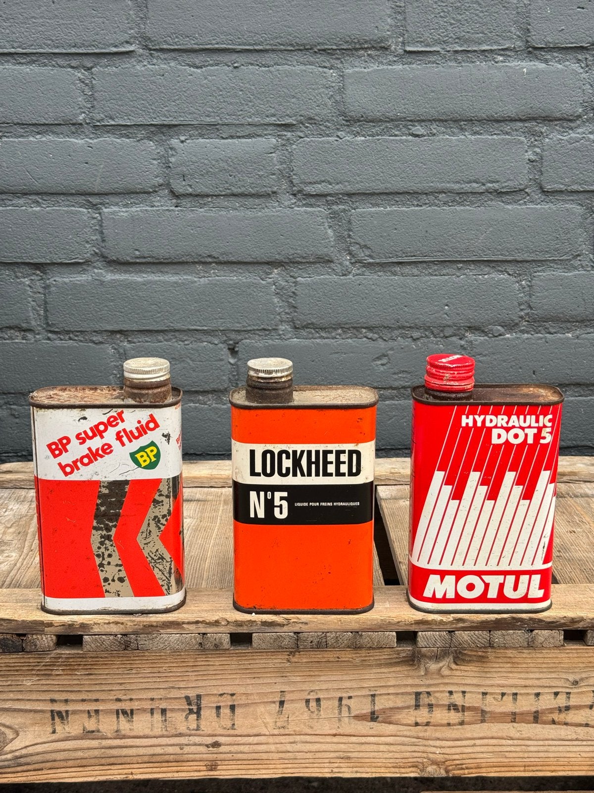 Vintage Olieblikken - BP, Lockheed, Motul, Ophalen of Verzenden, Gebruikt, Overige, Overige merken