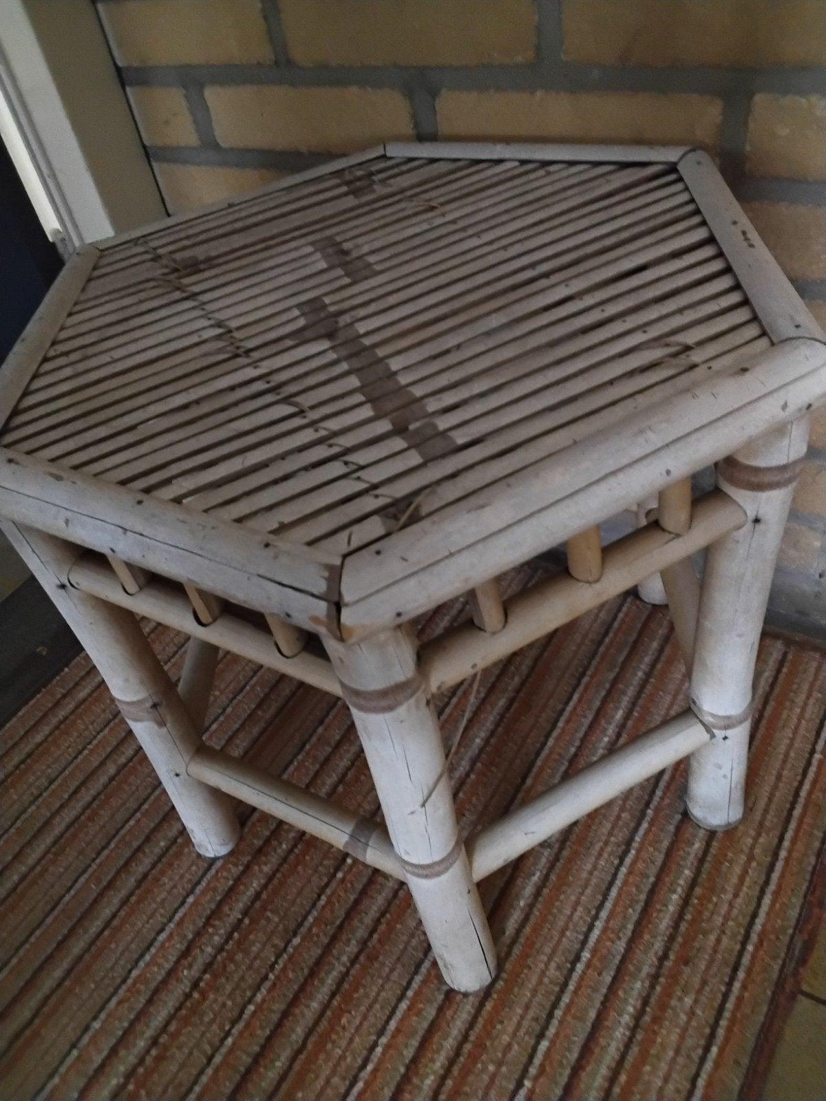 Rieten tafeltje  10.00, Overige materialen, Minder dan 55 cm, Gebruikt, Barok