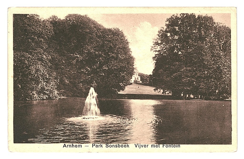947203	Arnhem	Sonsbeek	Vijver met Fontein	1929	Gelopen, Ophalen of Verzenden, 1920 tot 1940, Gelopen, Gelderland
