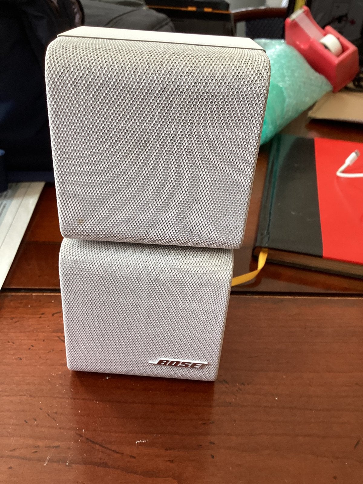 Bose cube speaker wit met wandsteun, Ophalen of Verzenden, Zo goed als nieuw, Minder dan 60 watt, Bose