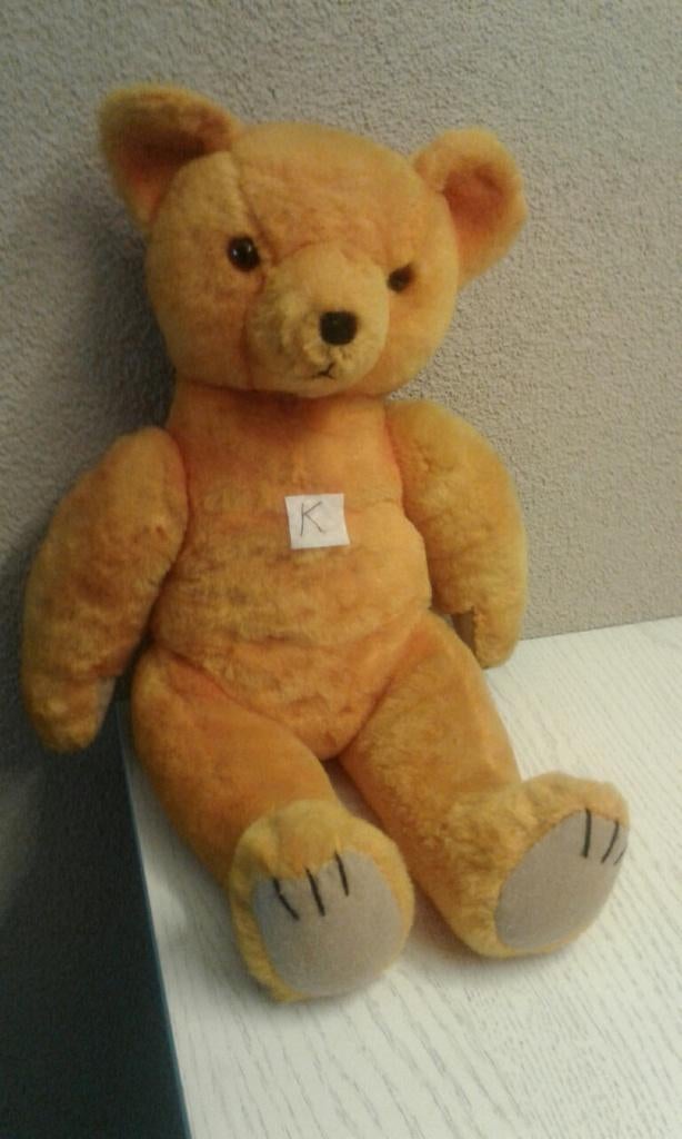 antieke golden beer K komt uit ongev. 1960, Ophalen of Verzenden, Nieuw, Beeldje, Cherished Teddies