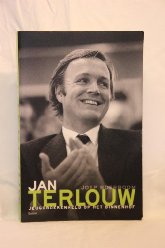 Joep Boerboom – Jan Terlouw Jeugdboekenheld op het Binnenhof, Ophalen of Verzenden, Gelezen, Joep Boerboom