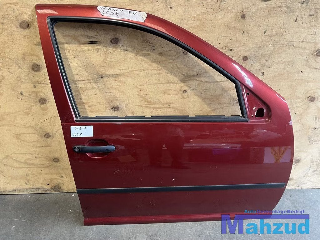 VW GOLF 4 Rood LC3K rechts voor deur portier 1998-2003, Auto-onderdelen, Gebruikt, Volkswagen AG, Volkswagen, Deur
