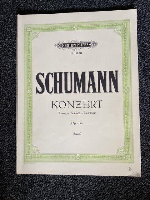 van Schumann konsert voor klavier en okest. zie foto's, Ophalen of Verzenden, Zo goed als nieuw, Artiest, Uitgeverij Peters Londen