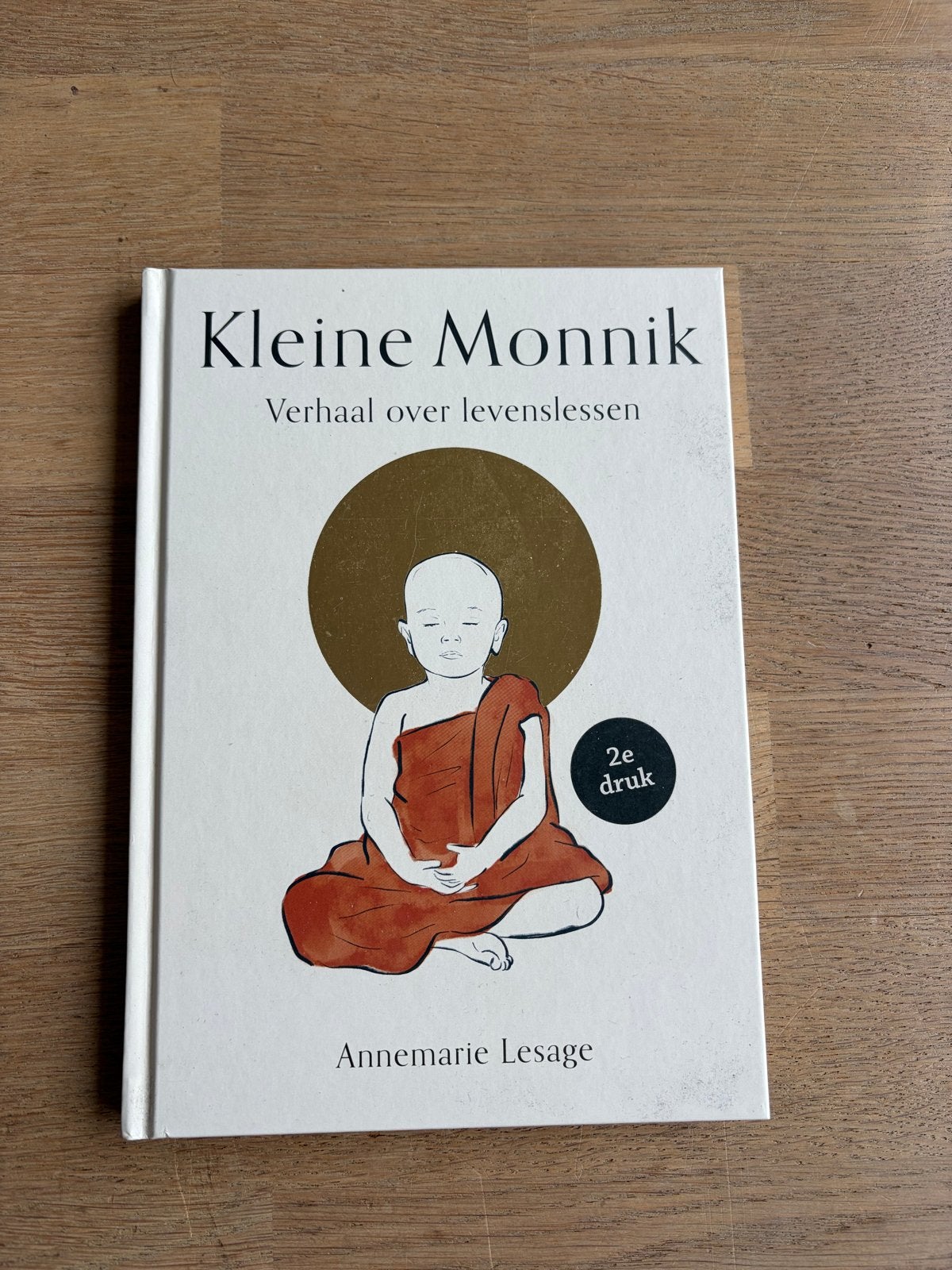 Annemarie Lesage - KIeine Monnik, Ophalen of Verzenden, Zo goed als nieuw, Annemarie Lesage, Nederlands