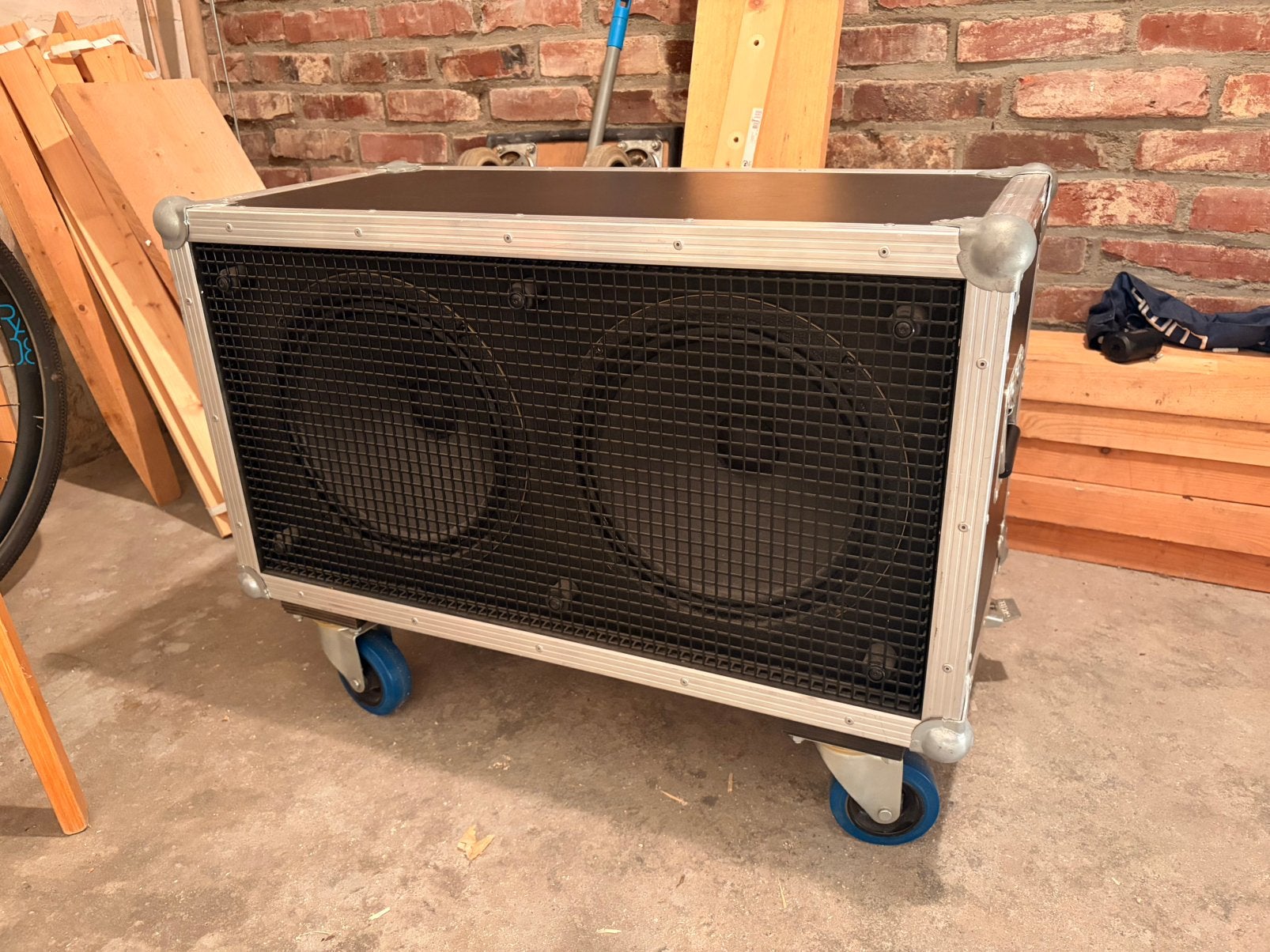 Guitarking 2x12 cab Celestion V30, Muziek en Instrumenten, Ophalen, Zo goed als nieuw, Gitaar, 100 watt of meer