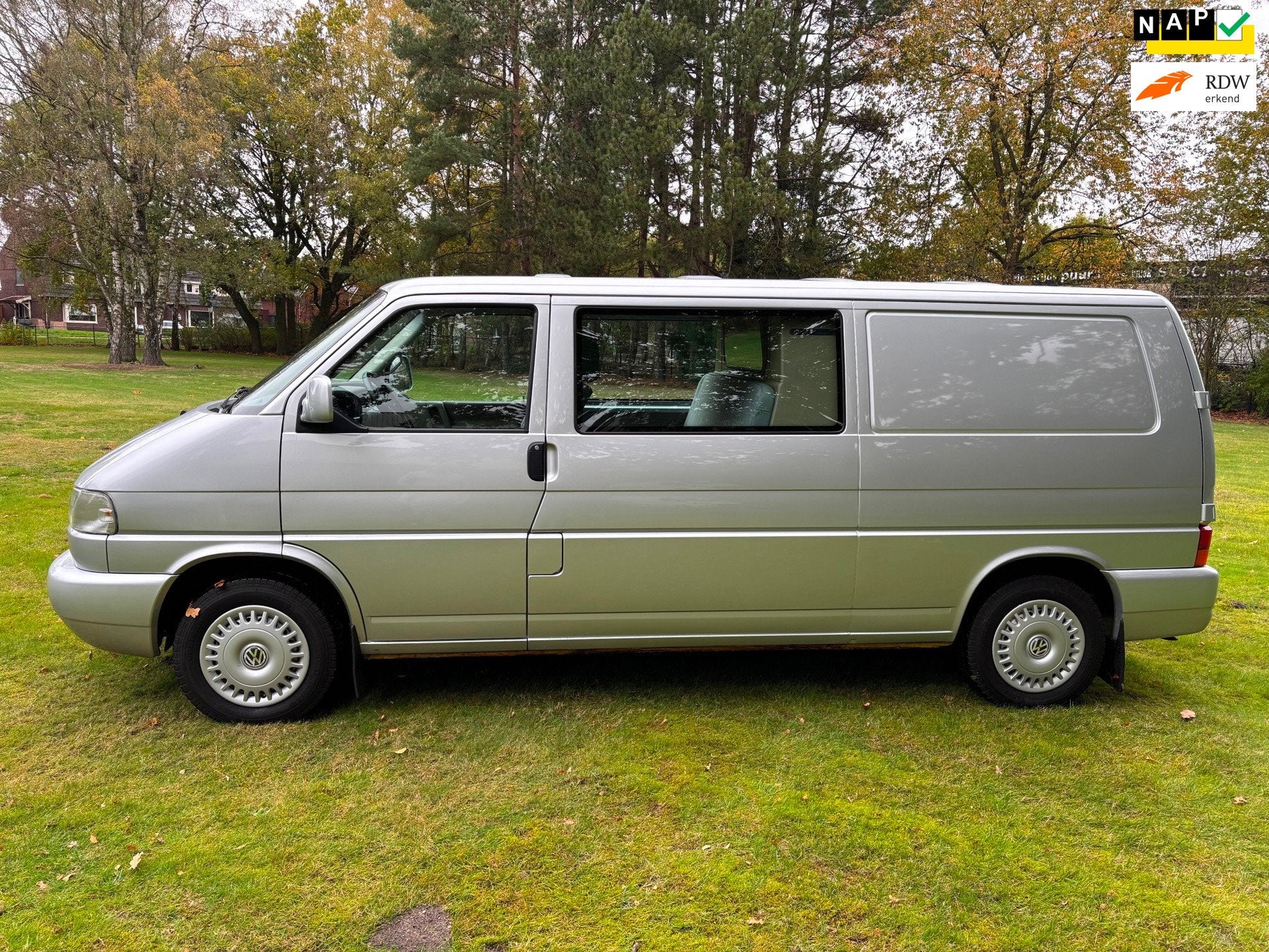 Volkswagen Transporter 2.5 TDI 332 DC 48.283 KM !, Auto's, Voorwielaandrijving, Stof, Gebruikt, 700 kg