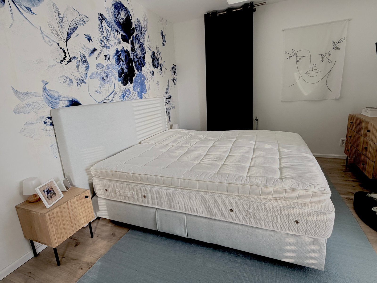 Elektrische verstelbare boxspring, Ophalen, Zo goed als nieuw, Tweepersoons, Modern en strak