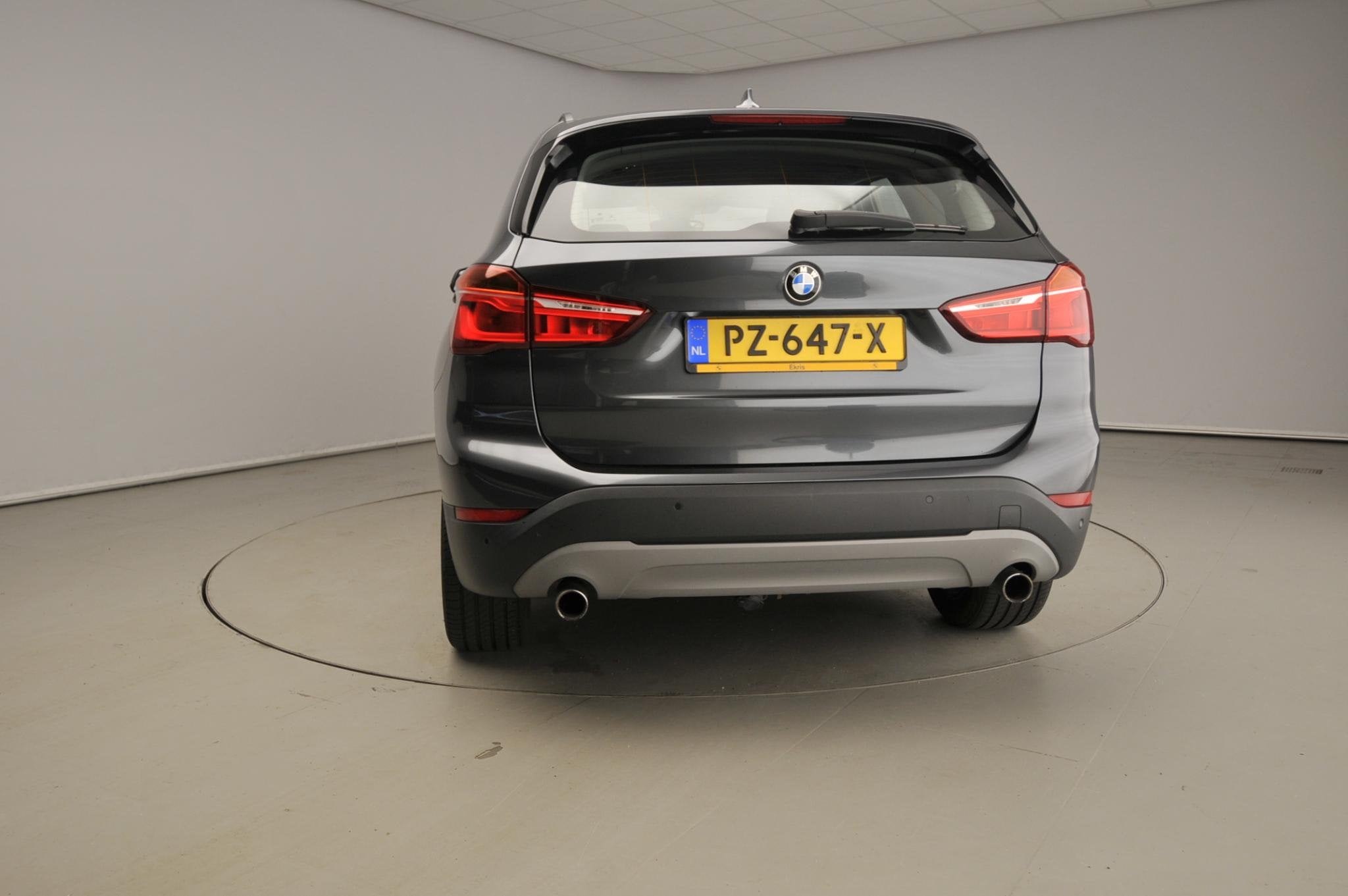 BMW X1 sDrive20i 190PK Automaat Executive | Trekhaak (1800kg, Auto's, 1998 cc, Stof, Euro 6, Origineel Nederlands