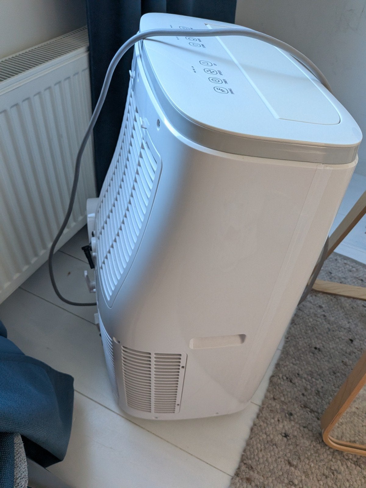 Goed werkende mobiele airco (Fuave ACS12K01), Ophalen, Koelen en Ontvochtigen, Timer, 3 snelheden of meer