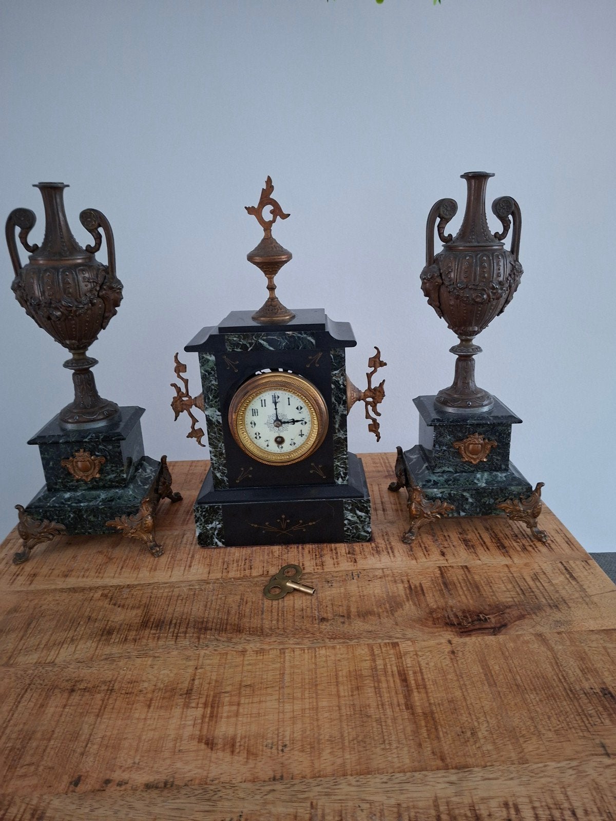 Antieke Franse Napoleon III  schouw klok, Ophalen of Verzenden
