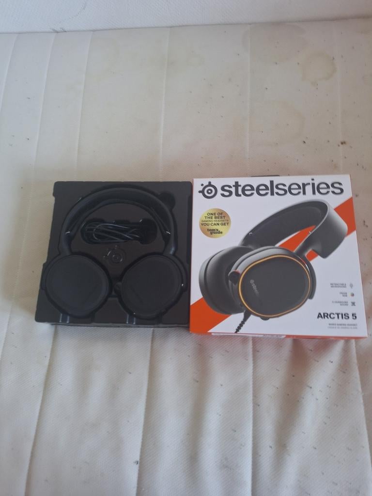 Steelseries Arctis 5 headset, Ophalen