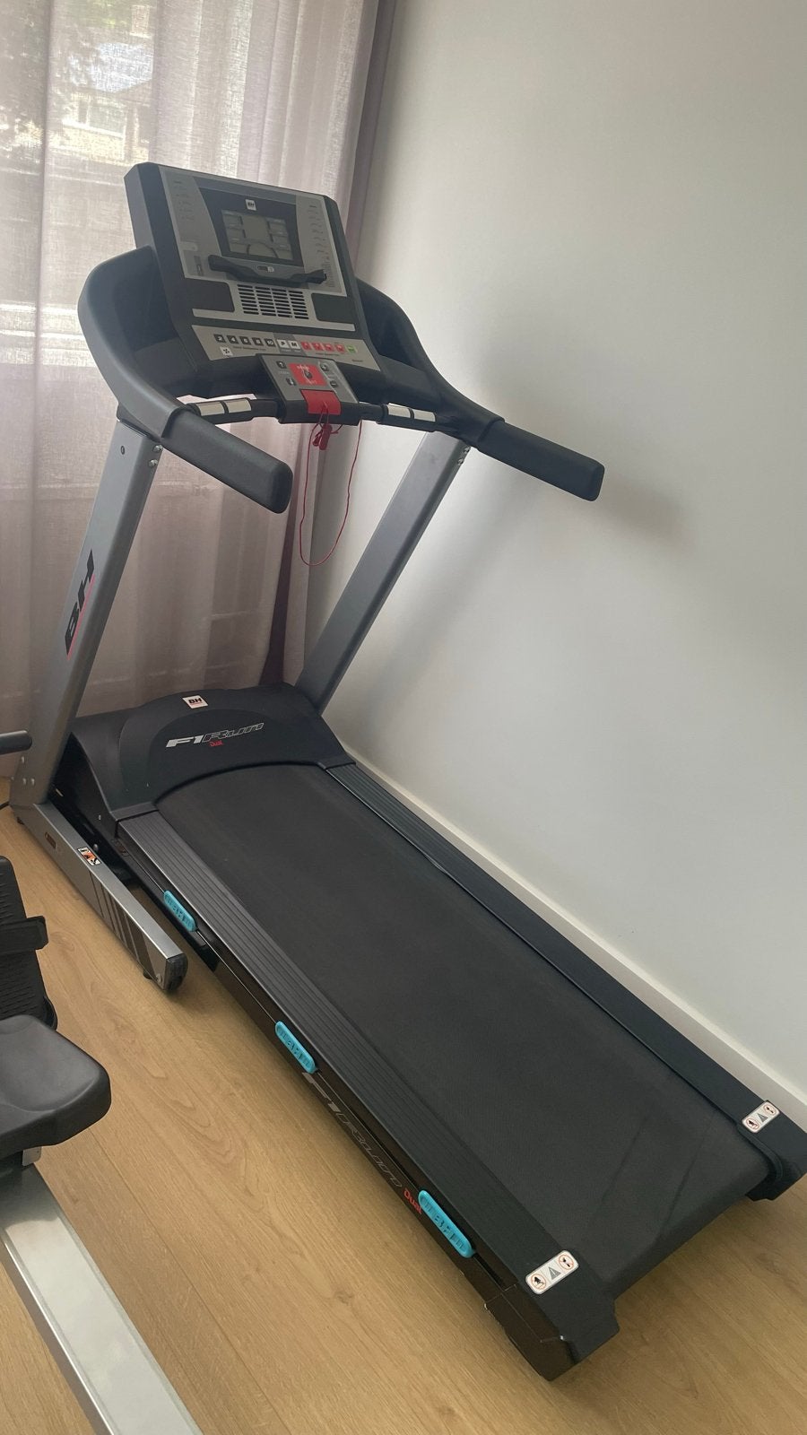 BH Fitness F2Run Dual Loopband - Zo goed als nieuw