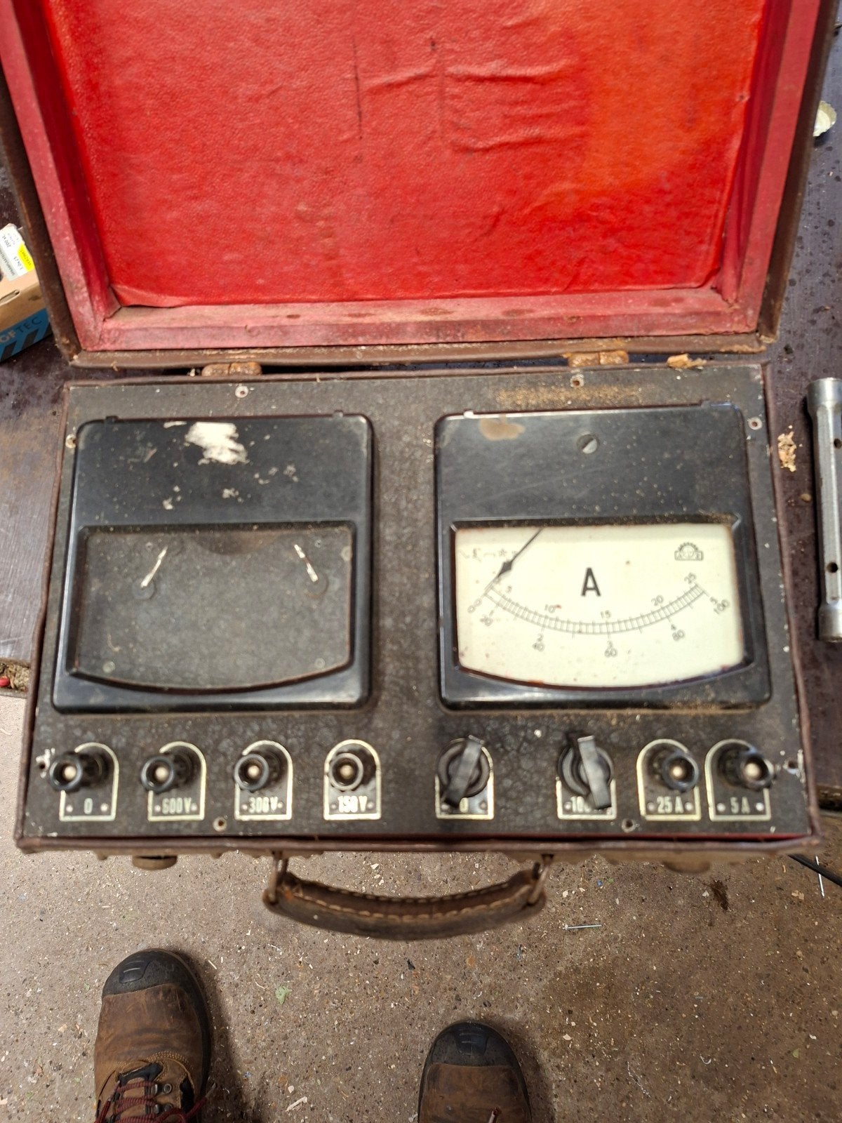 Vintage Multimeter in Koffer - Oude Ampère- en Voltmeter, Ophalen of Verzenden, Gebruikt, Multimeter