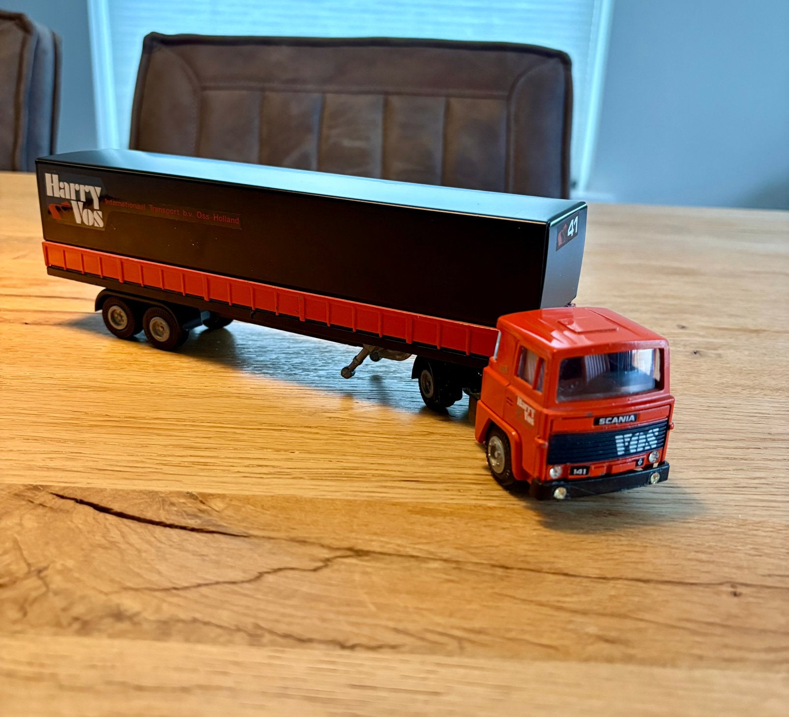 Tekno Scania 141 Harry Vos met oplegger uit 1980 in doos, Ophalen of Verzenden, Zo goed als nieuw, Bus of Vrachtwagen, Tekno