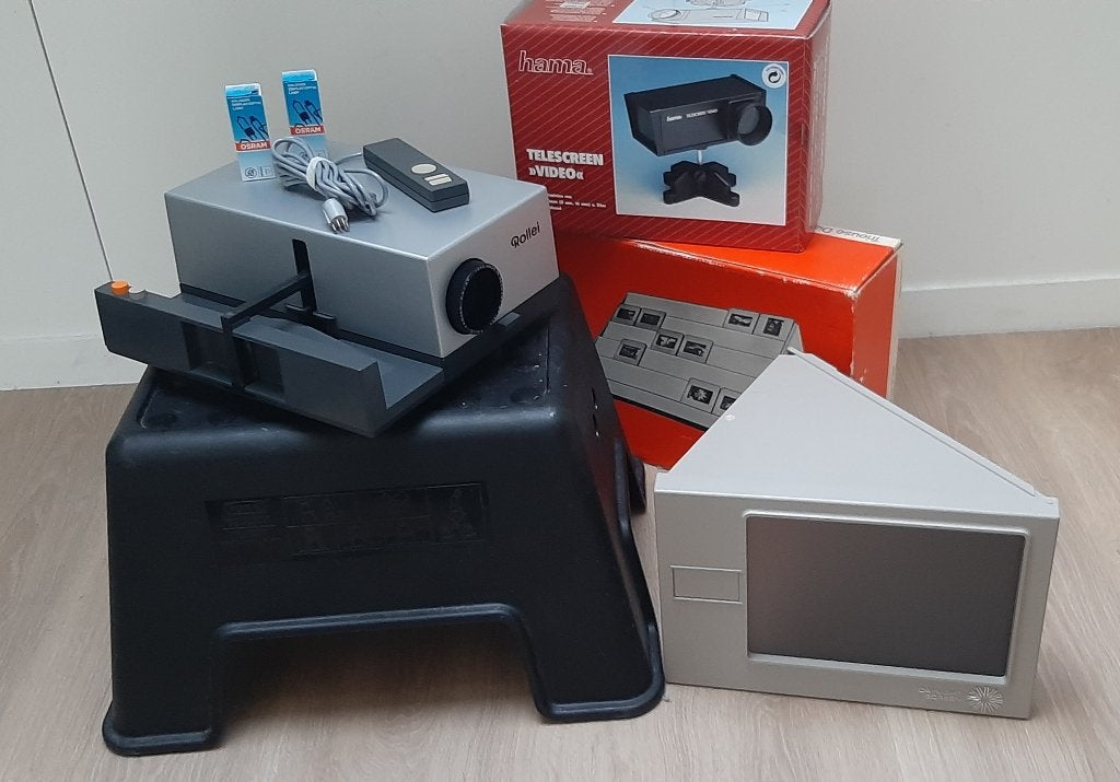 Rollei P35A Dia projector met afstandsbediening en Res. lamp, Film- of Videodigitalisatie